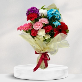 Gerbera , Karanfil , Hüsnü Yusuf Ve Beyaz Çardak Gül Buketi