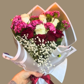 Hüsnü Yusuf Ve Güller